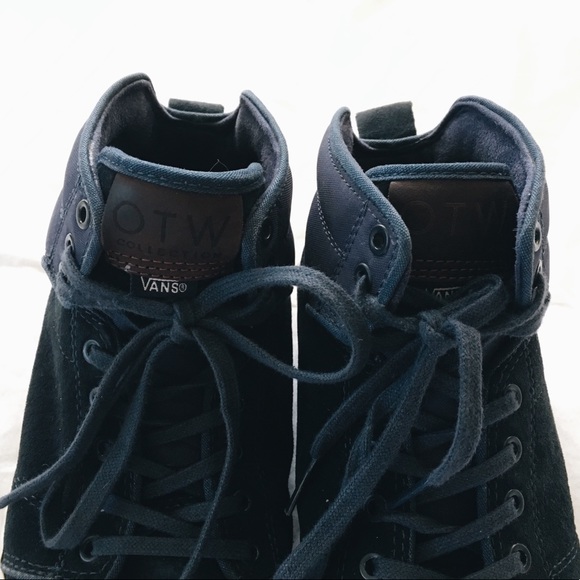 Vans - Men’s Alomar Blue Suede Highs - Picture 2 of 3